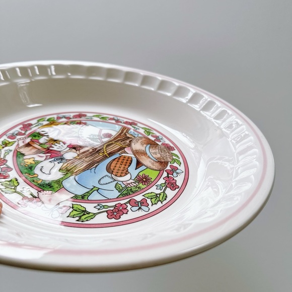 Vintage 1989 Country Kids “Spring Fancy” Pie Dish - Picture 3 of 5